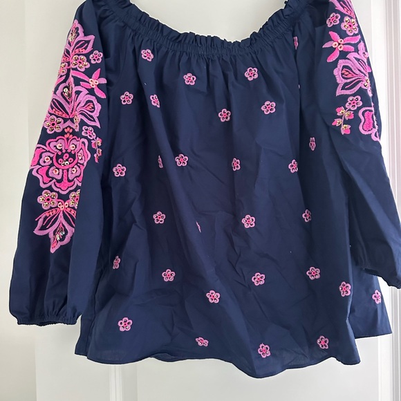NWOT Lilly Pulitzer Winifred top size L - Picture 2 of 3